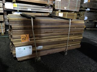 Ca. 329x Ipé hardhouten planken geschaafd, 21x70mm, 125cm